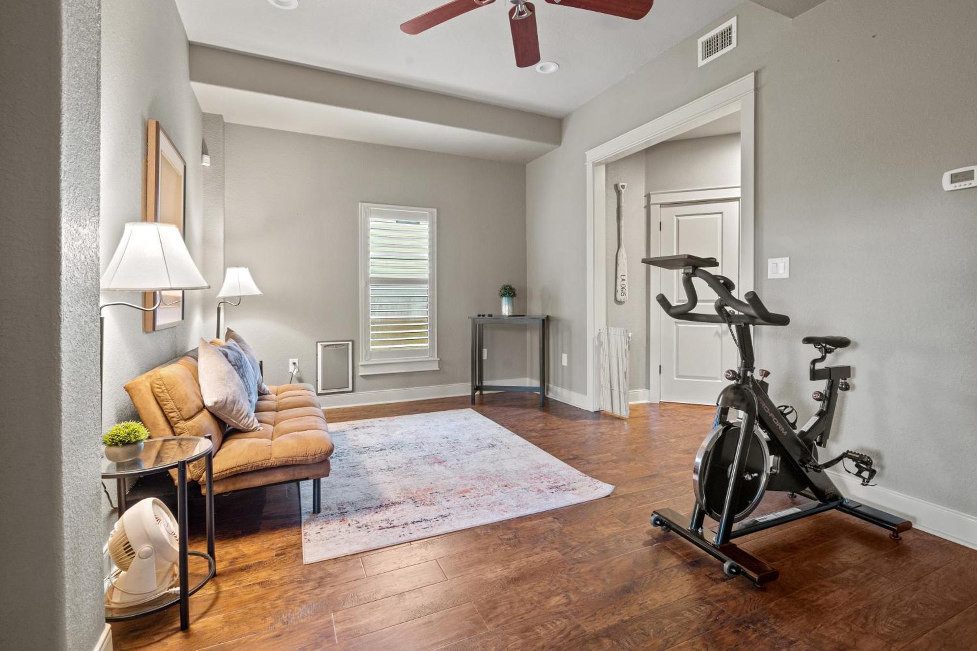 Villa Luxury Waterfront Family And Pet Friendly Near Surfside 11 Mins *