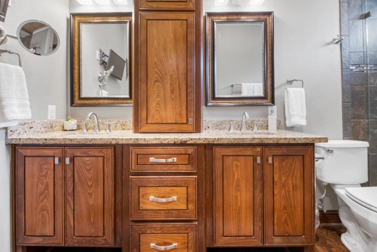 Villa Luxury Waterfront Family And Pet Friendly Near Surfside 11 Mins *