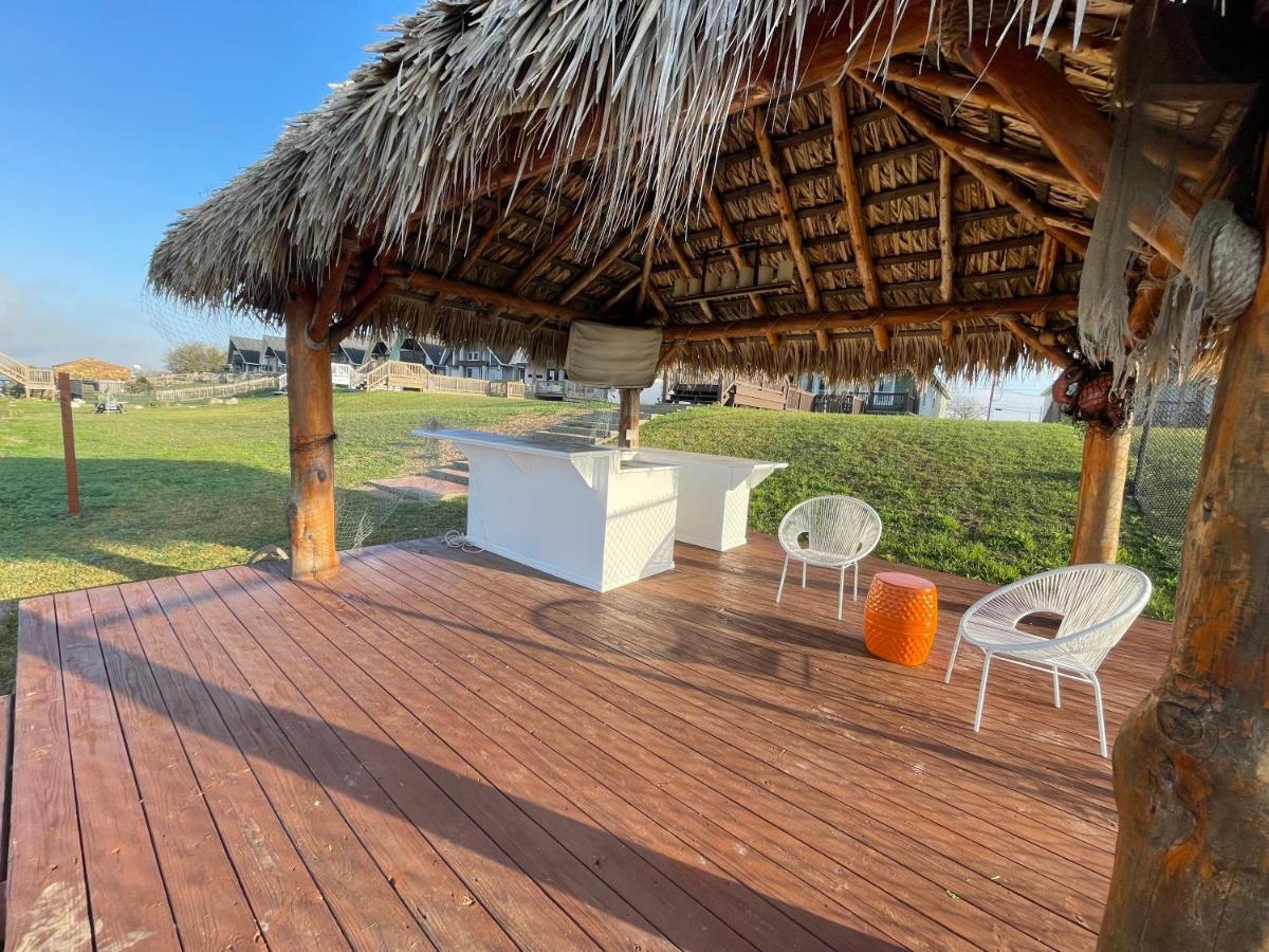 Luxury Waterfront Family And Pet Friendly Near Surfside 11 Mins Villa Freeport