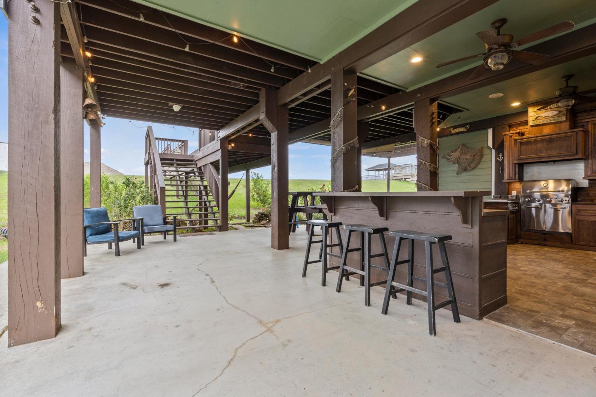 Luxury Waterfront Family And Pet Friendly Near Surfside 11 Mins Villa Freeport